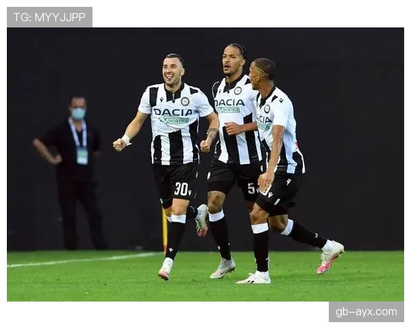 乌迪内斯主帅风格