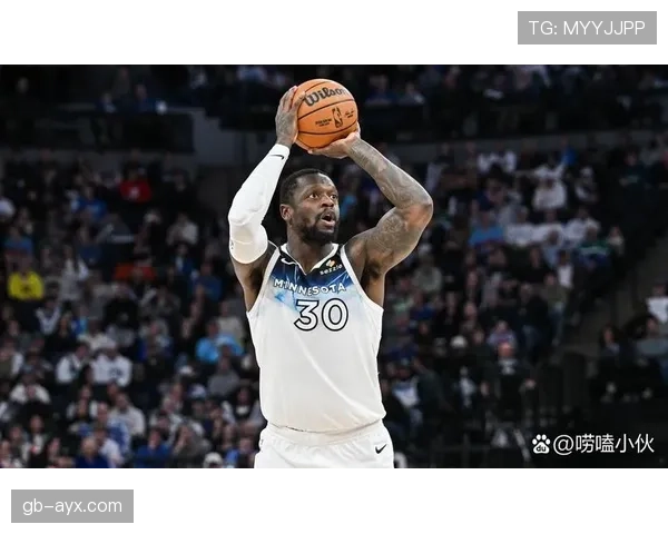 兰德尔对换防低位单打提效，较上季得分结构调整