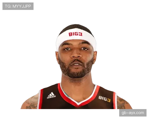 约什·史密斯无球空切效率提升，改变内线进攻结构